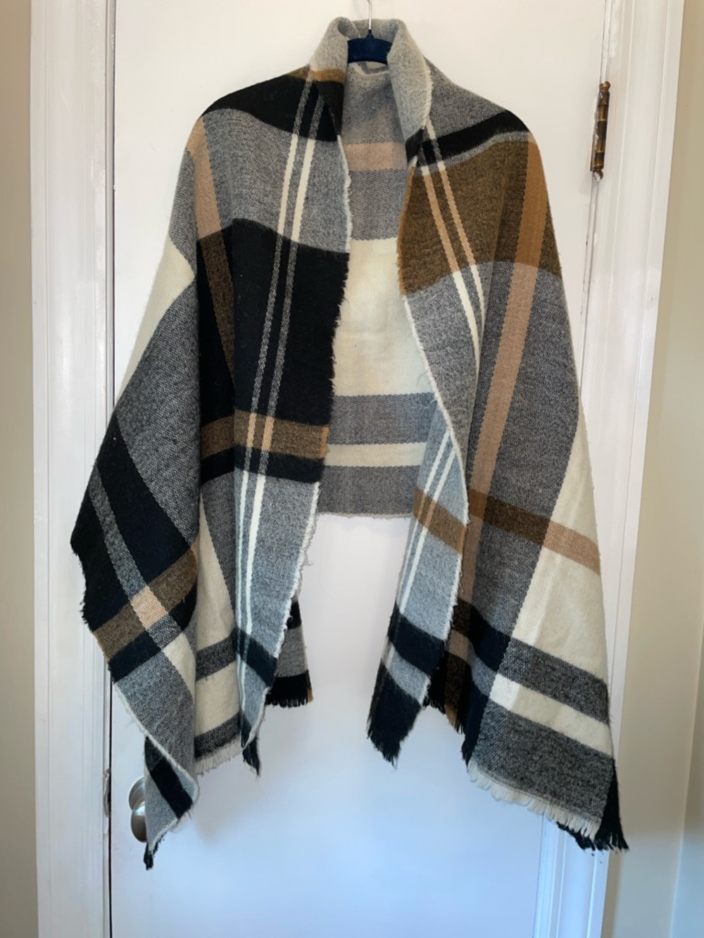 Plaid Blanket Scarf Shawl Wrap – Neutral Tan Black Cream Cozy Fall Layer